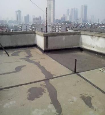 顺平漏水维修 楼顶漏水是什么原因，楼顶漏水维修方法是什么?