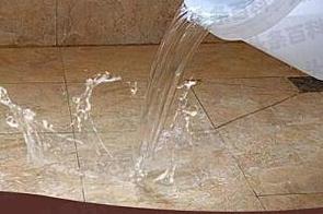 顺平漏水维修 免砸砖防水材料该如何施工